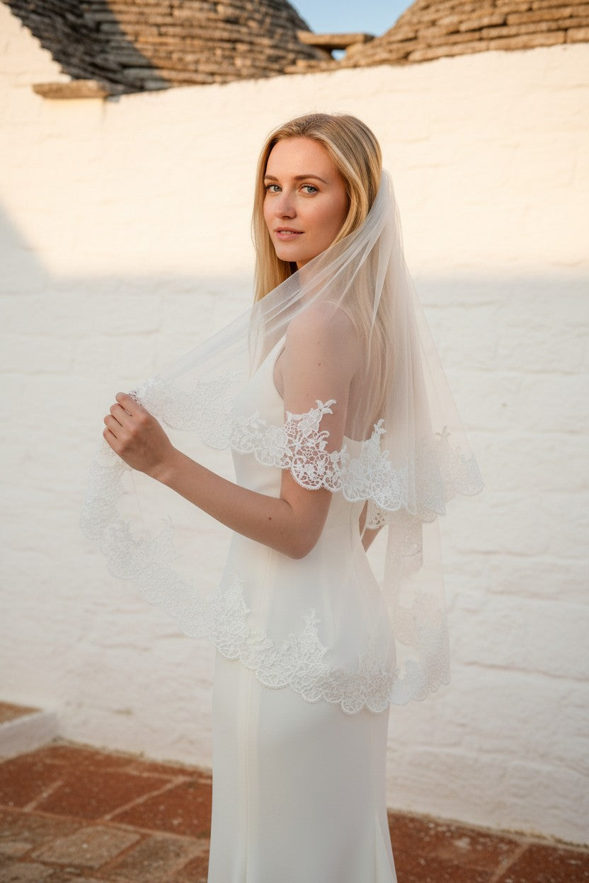 Lace Appliqué Wedding Veil — Short