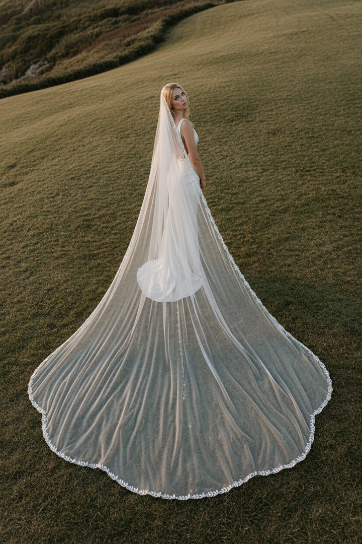Lace Wedding Veil — Long