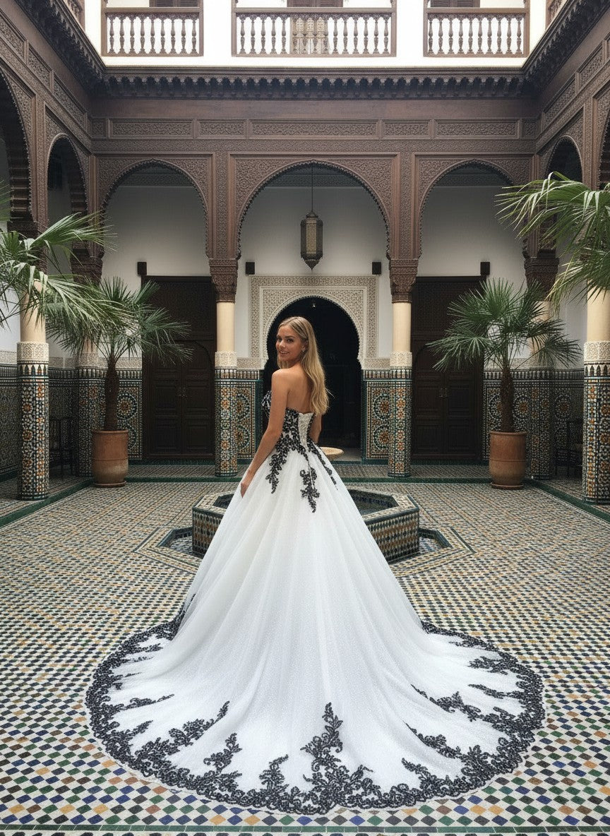 A-Line Lace Wedding Dress — with Train, 14 Colours